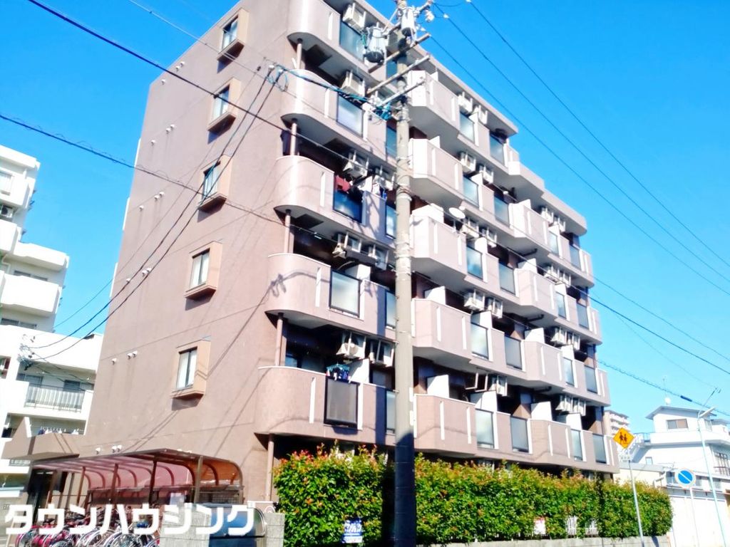 【名古屋市瑞穂区浮島町のマンションの建物外観】