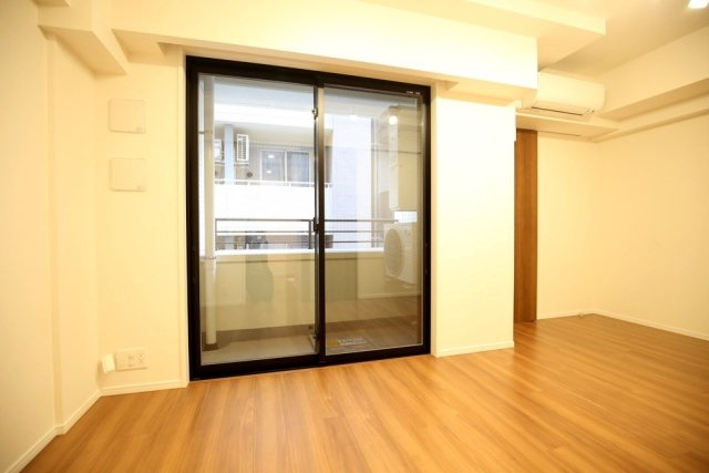 居室・リビング　内観