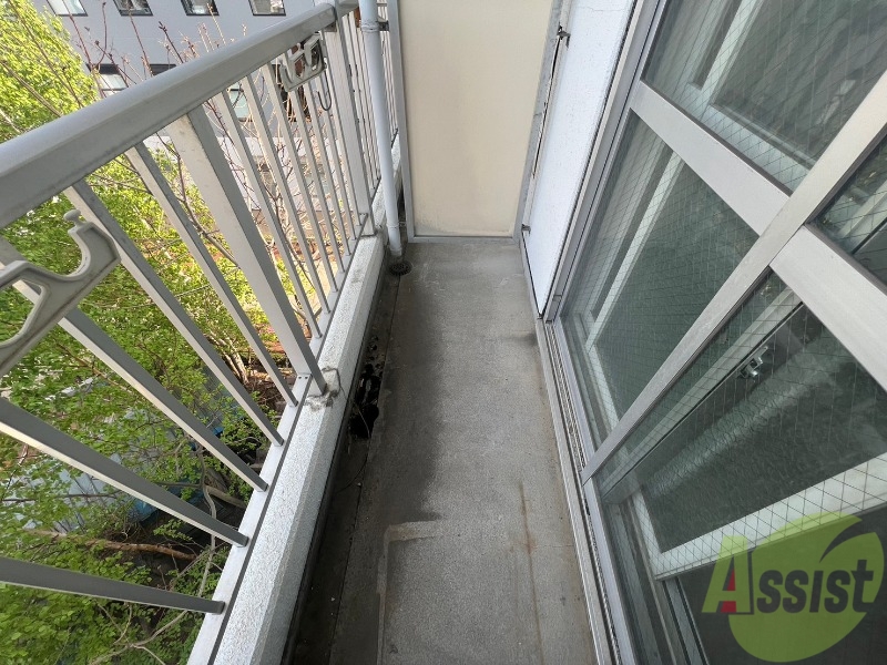 バルコニー　バルコニーが付いていますので一息ついてみてはいかがですか。