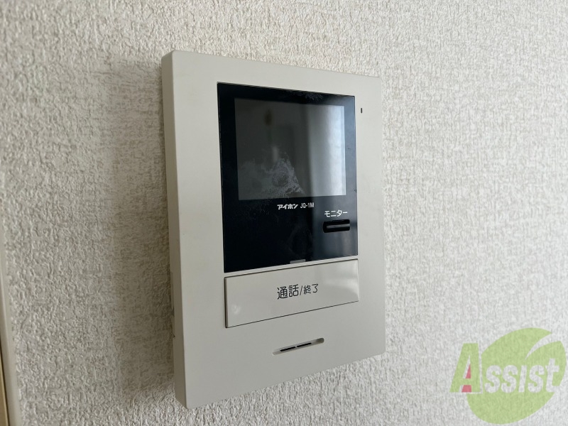 その他設備　ＴＶモニター付インターホンです。来客者の顔が見えるので安心！