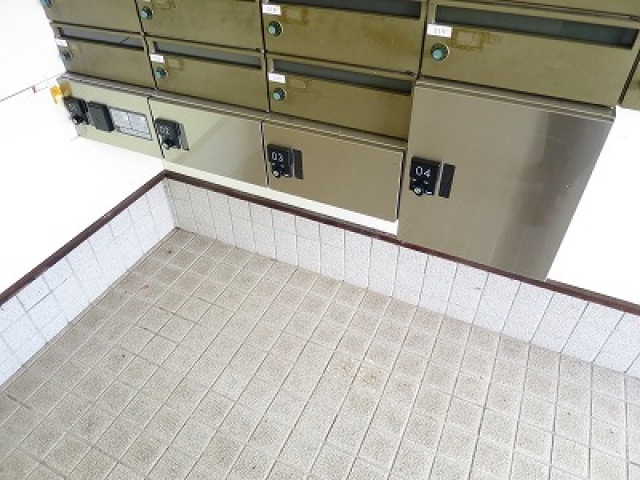 エントランス　宅配ボックス