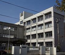 【津田ビルの小学校】