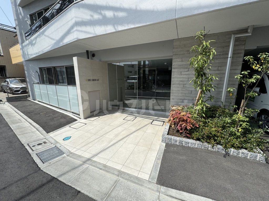 エントランス　エントランス