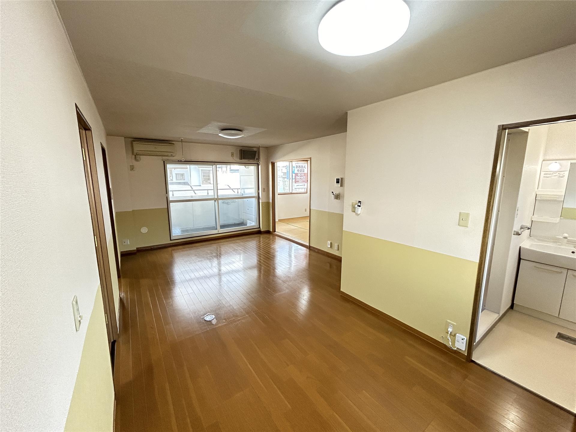 居室・リビング　リビング