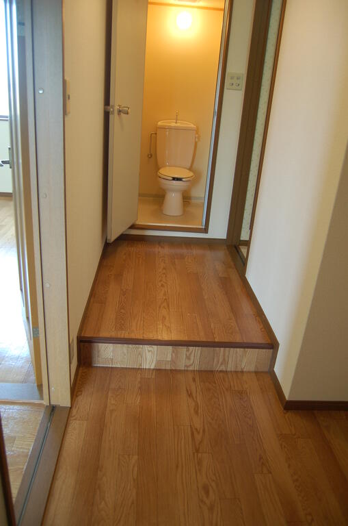 ARK-WOOS19のトイレ写真