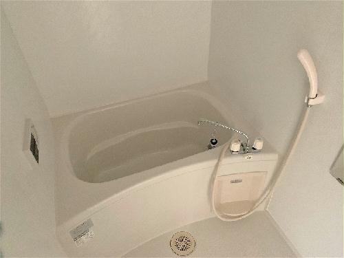 バス・シャワールーム　お風呂、セパレートタイプです。