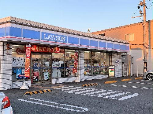 その他　徒歩、約６分。駐車場も広いです。