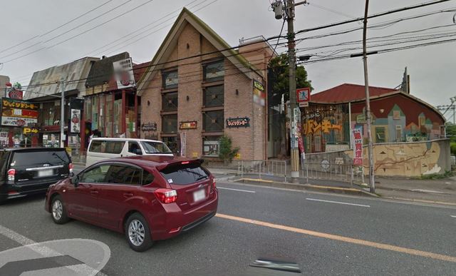 飲食店　びっくりドンキー千里店（飲食店）まで176m