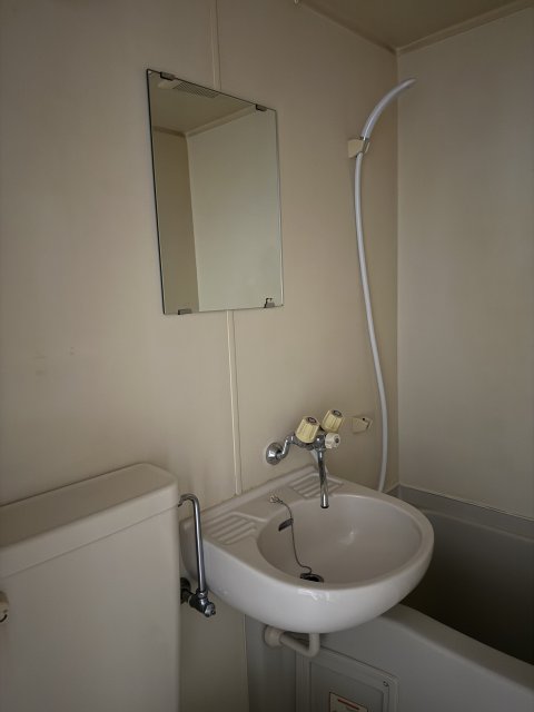 洗面設備　同物件別号室