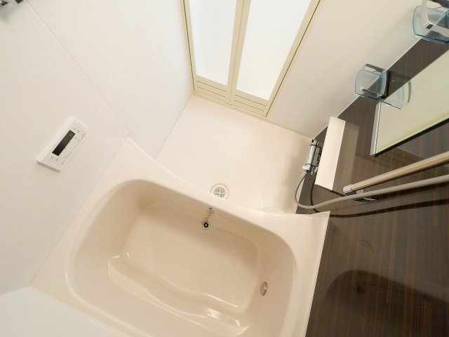 バス・シャワールーム　日々の疲れを癒すお風呂付です