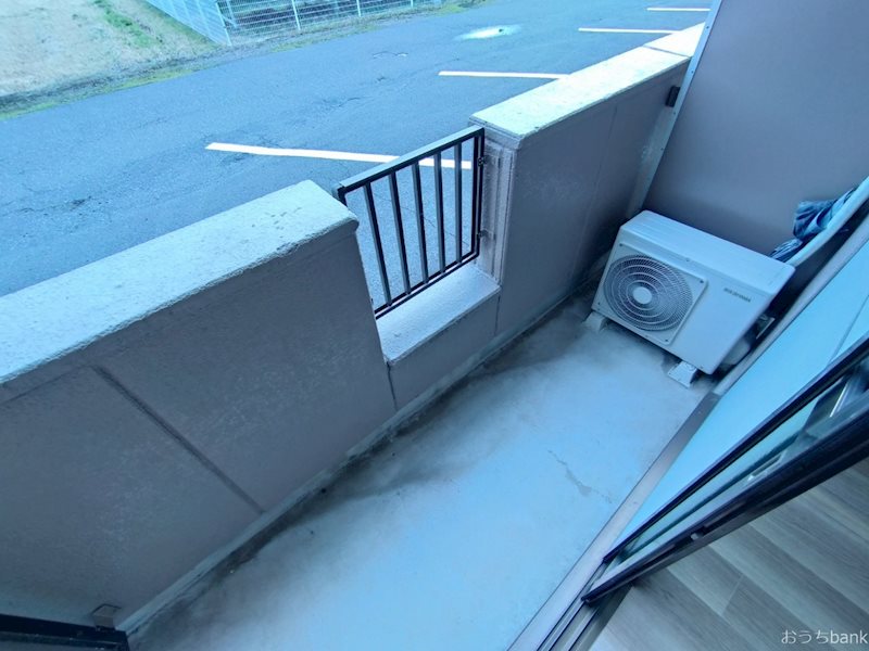 バルコニー　南向きのバルコニーですので、陽当たり良好です。