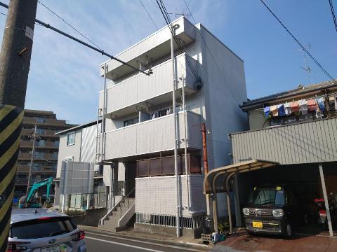 宇治市小倉町のマンションの建物外観