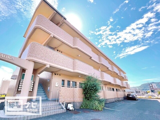 【グレースハタオカの建物外観】