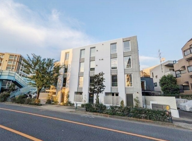 世田谷区東玉川のマンションの建物外観