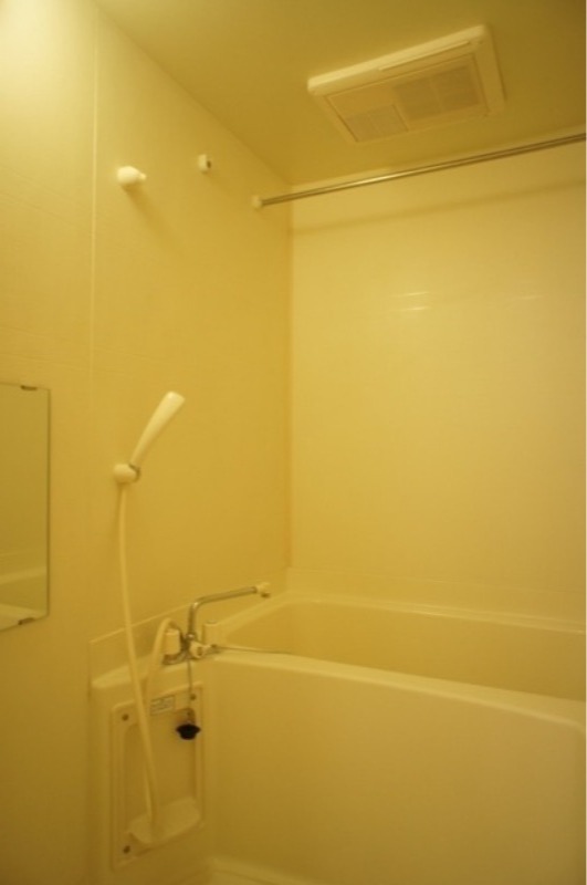 バス・シャワールーム　図面と現状に相違がある場合には現状を優先