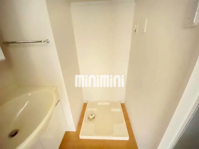 その他部屋・スペース　敷地内洗濯機置場です。