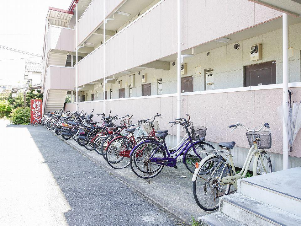 ロビー　駐輪場