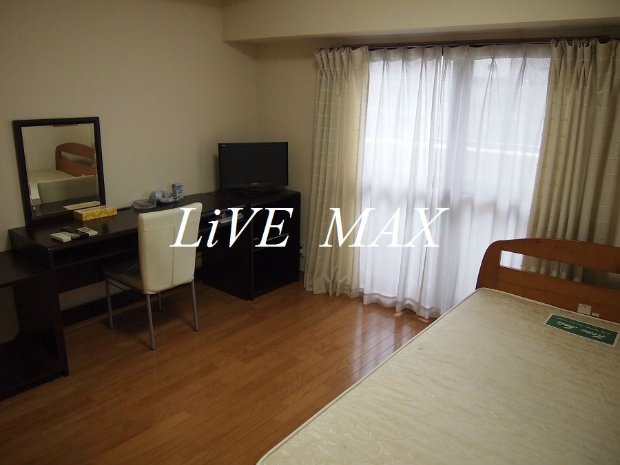 ロビー　リブマックスなら仲介手数料賃料半月分+消費税