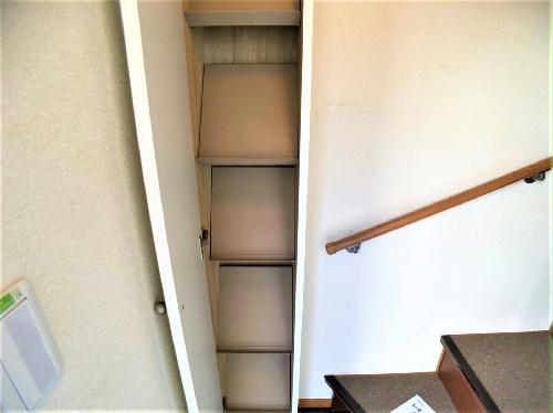 玄関　施設・仕様は号室により異なる為、現状を優先する。