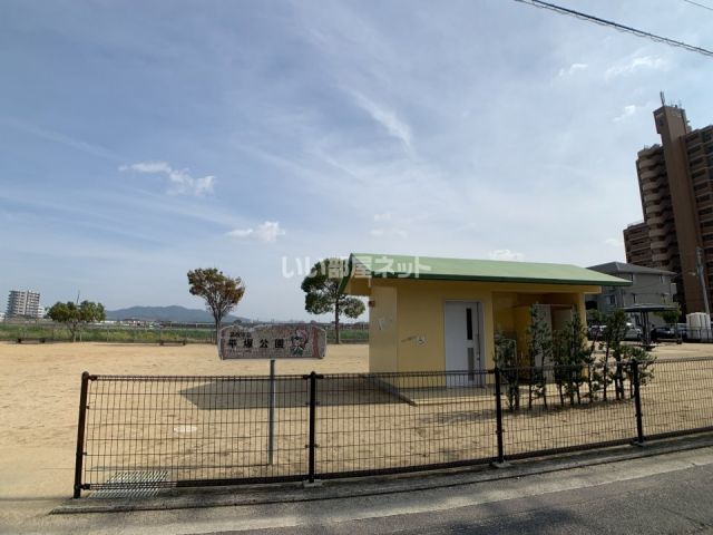 公園　高松市立平塚公園（公園）まで806m