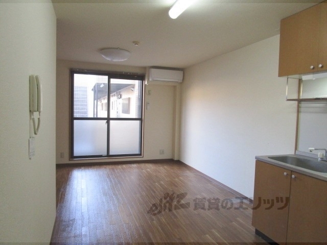 居室・リビング　リビング