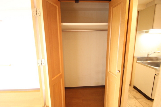 収納　※別号室の写真です