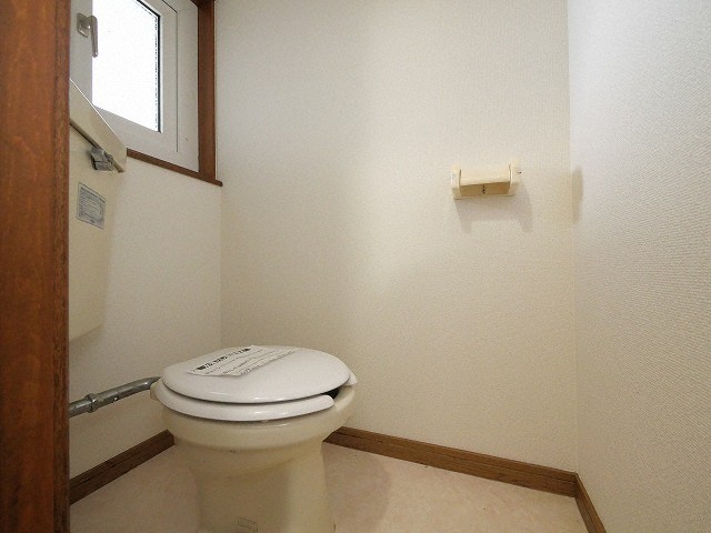 トイレ　ゆったりとした空間のトイレです