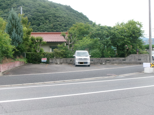 駐車場　外部駐車場