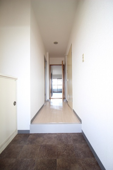 玄関　※他号室の写真です