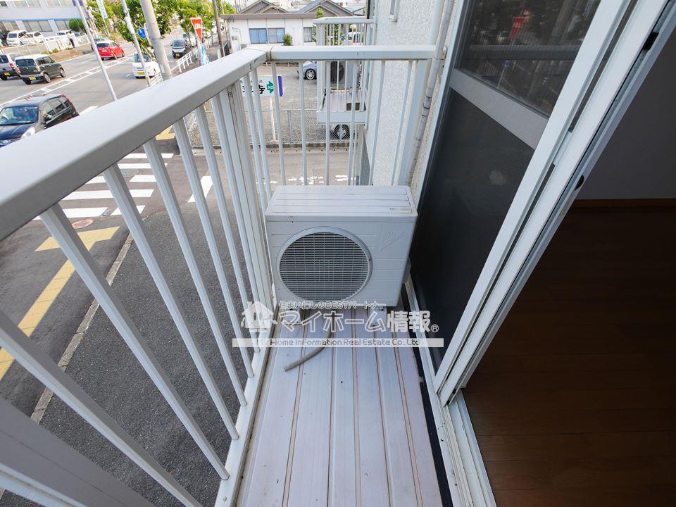 バルコニー　気持ち良い風が吹き抜けるバルコニー