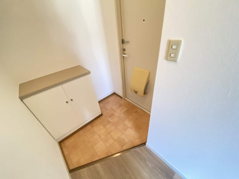 玄関　シューズボックスあり！