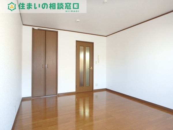 居室・リビング　同型