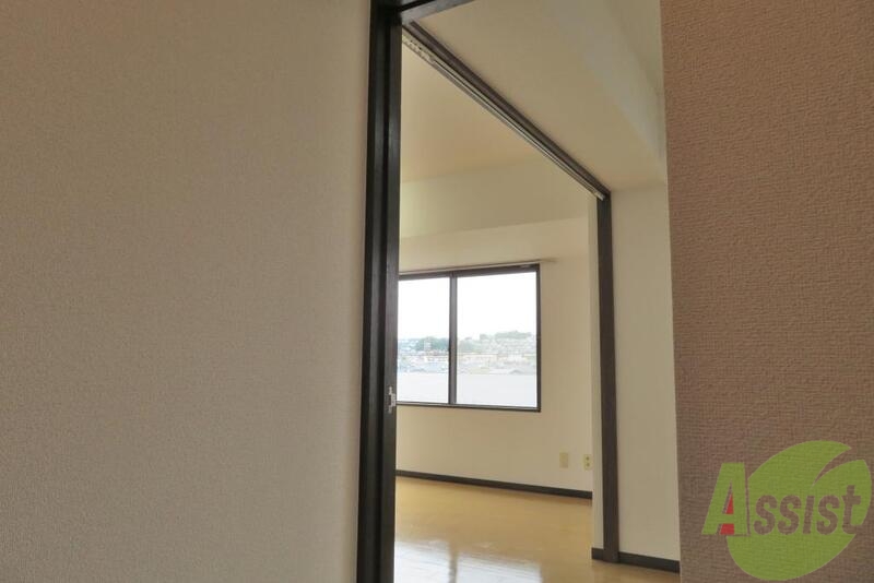 玄関　最初なんだかわからなかったです。玄関からの写真です