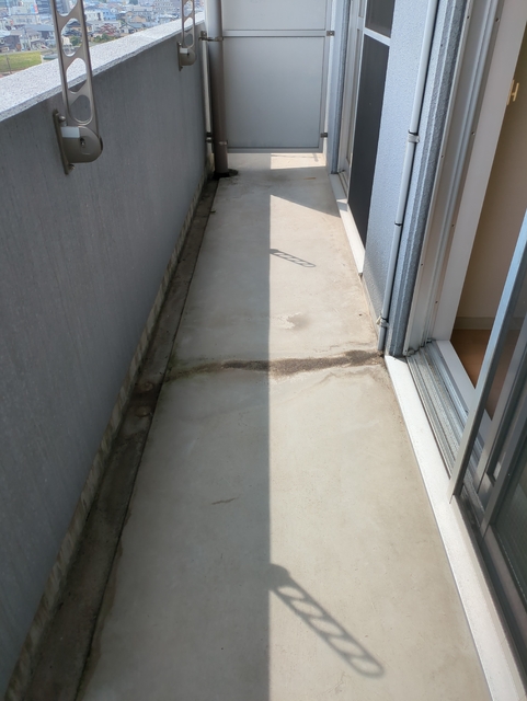 バルコニー　バルコニー