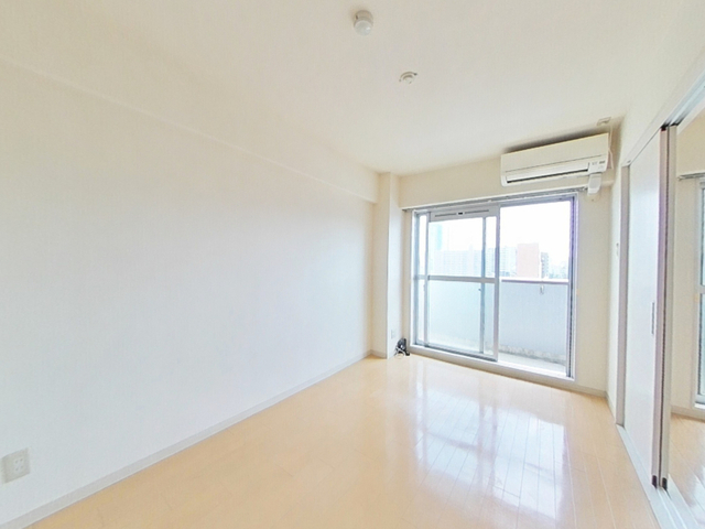 居室・リビング　洋室５．７帖