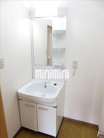 洗面設備　洗面台付きです