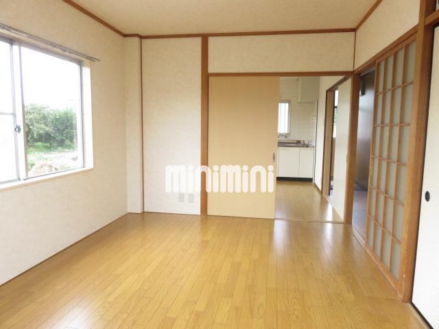 居室・リビング　日当たり良好な６帖の洋室です