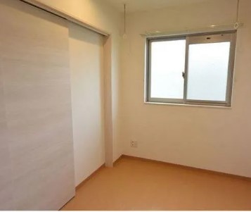 その他部屋・スペース　落ち着いて過ごせるお部屋なので、寝室にいかがでしょうか