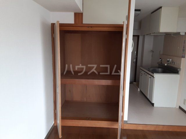 インテレクチュアルビルの内装写真
