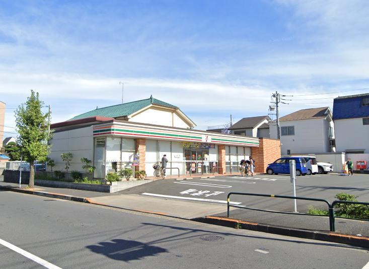 コンビニ　セブンイレブン（コンビニ）まで465m