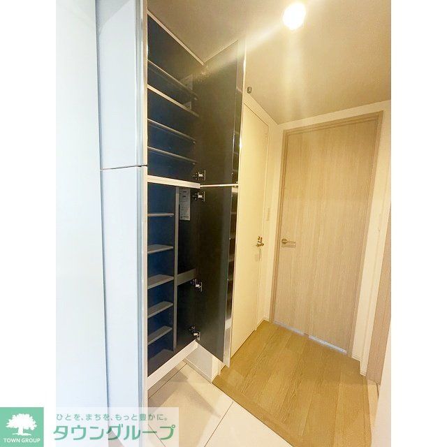 玄関　シューズボックス