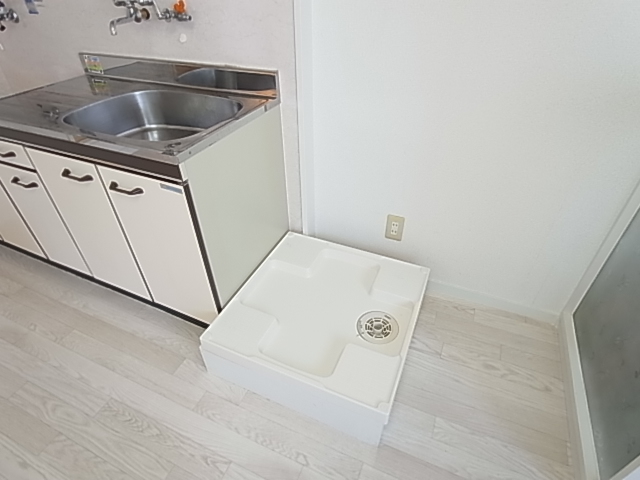 その他　室内洗濯機置き場付きです。