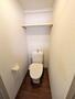 トイレ　★トイレ上部に棚があります★