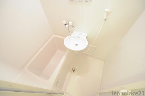 バス・シャワールーム　備品や設備仕様は号室等により異なるため現地をご確認ください。