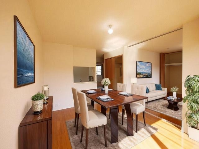 居室・リビング　CGで家具等を配置したもので家具等は含まれません