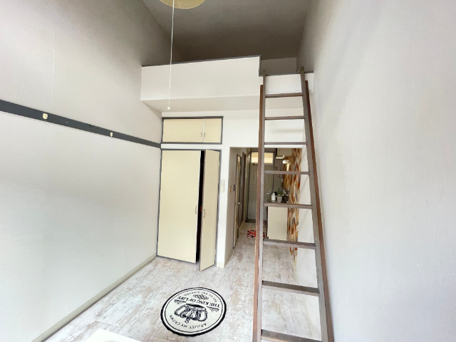 居室・リビング　洋室７．５帖あります。