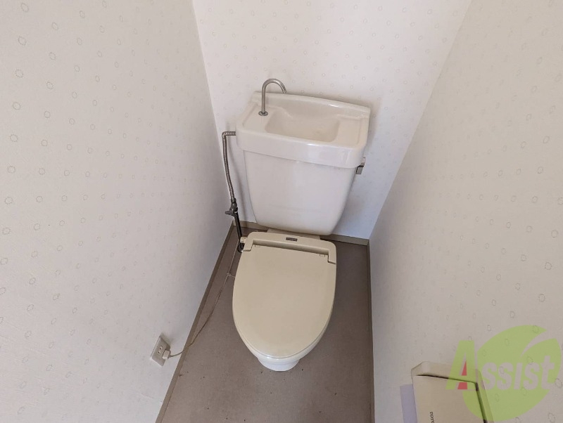 トイレ　お手洗いは程よい広さが良い感じでした。。
