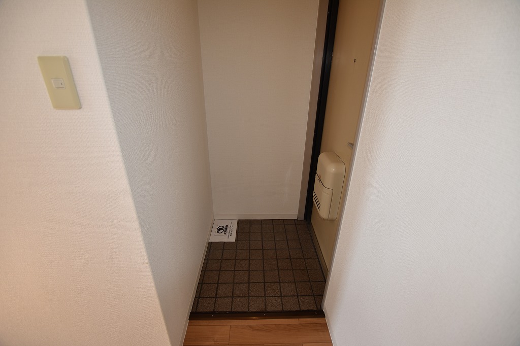 ゴッドフィールドIIIの玄関写真
