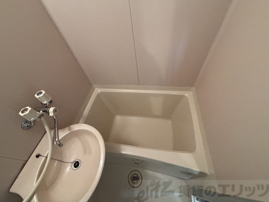 バス・シャワールーム　バス