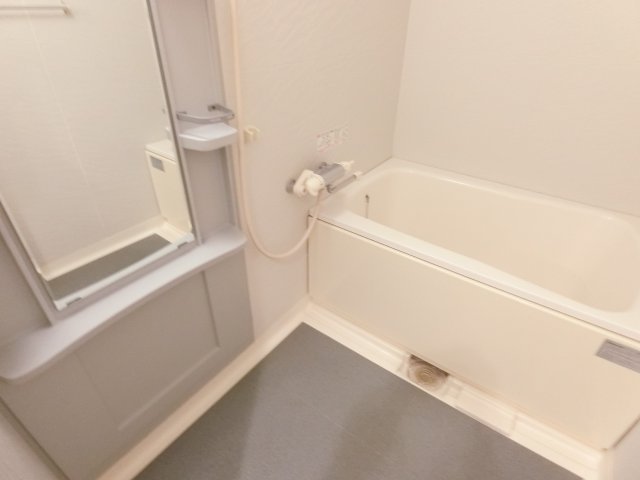 バス・シャワールーム　詳細は、RISUMO江坂本店→06-6155-7137まで♪